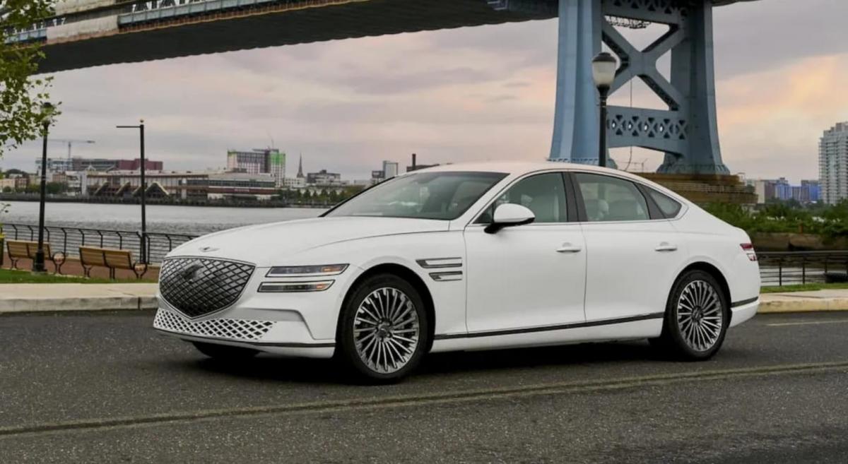 Mengungkap Kemewahan Mobil Sedan Pabrikan Amerika