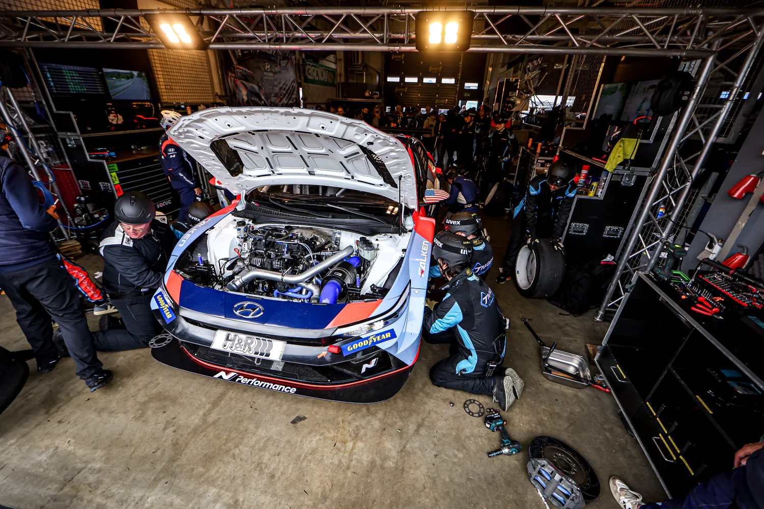 Menguak Rahasia Performa Pacu Otomotif Sport Terkini