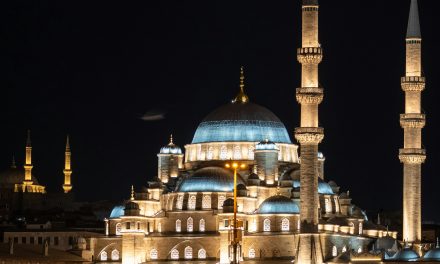 Hagia Sophia: Saksi Bisu Perjalanan Peradaban Dunia