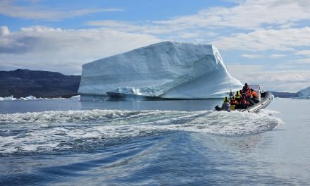 Greenland: Raksasa Putih yang Menentukan Masa Depan Bumi