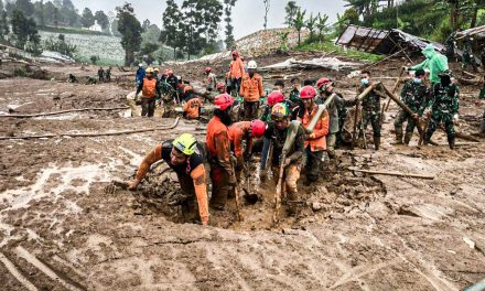 Ada Jenazah Di Luar Data 80 Korban Hilang Longsor Cisarua