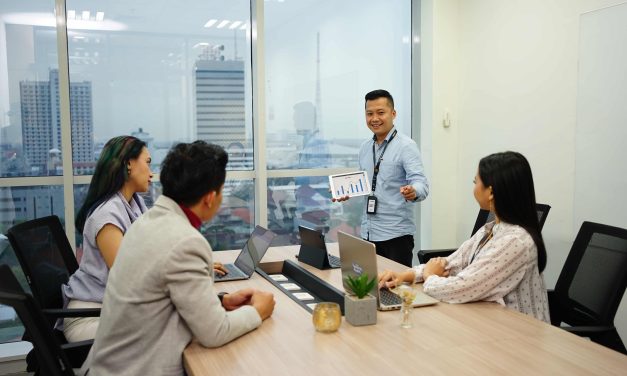 3 Cara Pede Untuk Jadi Moderator Rapat