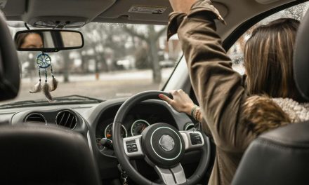 3 Kesalahan Mengemudi Yang Sering Terjadi Pada Pemula