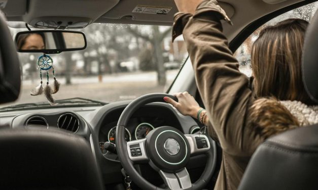 3 Kesalahan Mengemudi Yang Sering Terjadi Pada Pemula