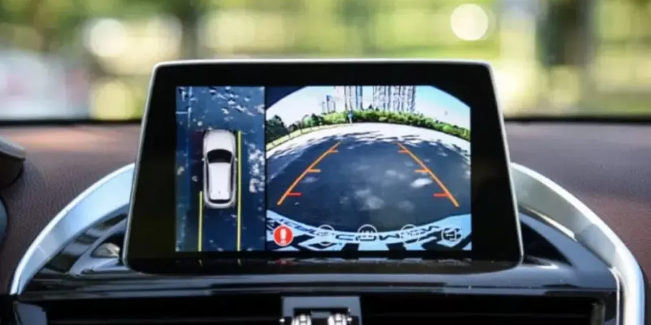 3 Teknologi Paling Berguna Di Mobil