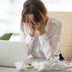 3 Cara Jitu Balikin Mood Saat Sedih Melanda