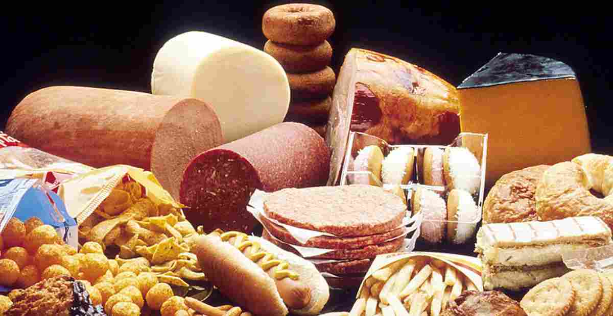 Jenis Makanan Yang Memperburuk Gejala DBD
