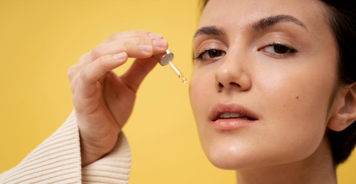 Mau Wajah Glowing? Cek Serum Niacinamide Terbaru Ini!