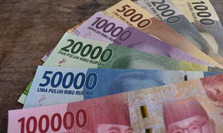 Tembus Rp17.000, BI Bongkar Efek Ngeri Rupiah Melemah